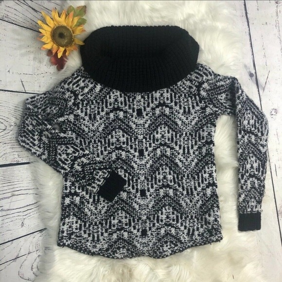 Abercrombie Sweater wool SZ XS Black Turtleneck - Picture 1 of 6